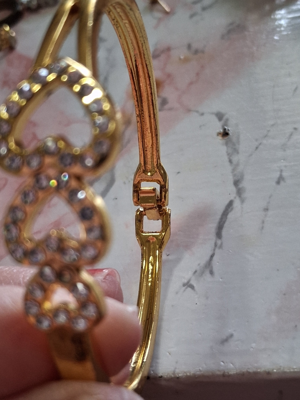 Source Unknown Gold-Tone Heart Crystal Bracelet